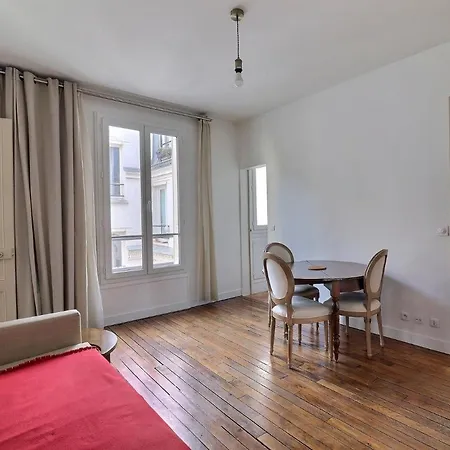 Sweet And Cosy Near The Eiffel Tower, Roland Garros & Psg Stadium